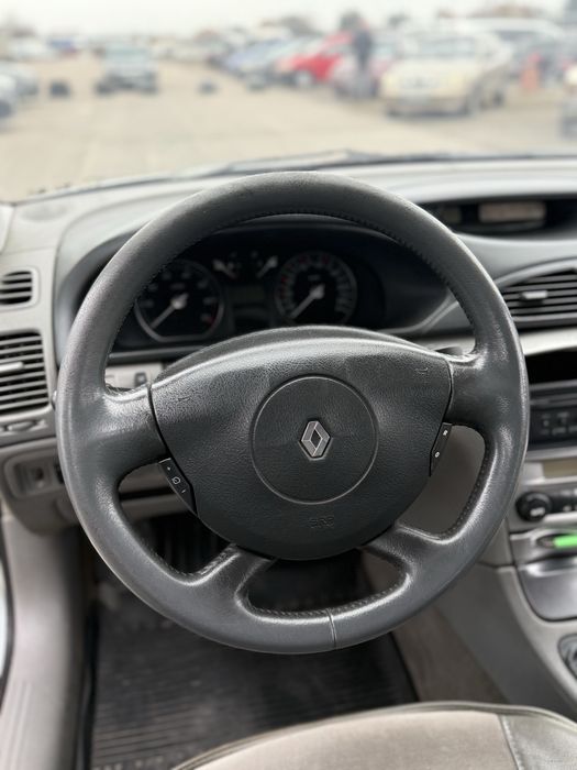 Renault Laguna 1.8 газ/бензин