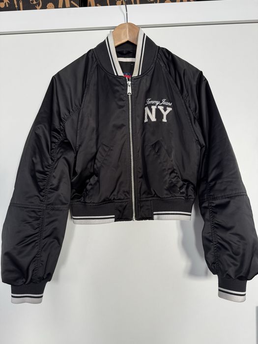Bomberka Tommy Hilfiger.