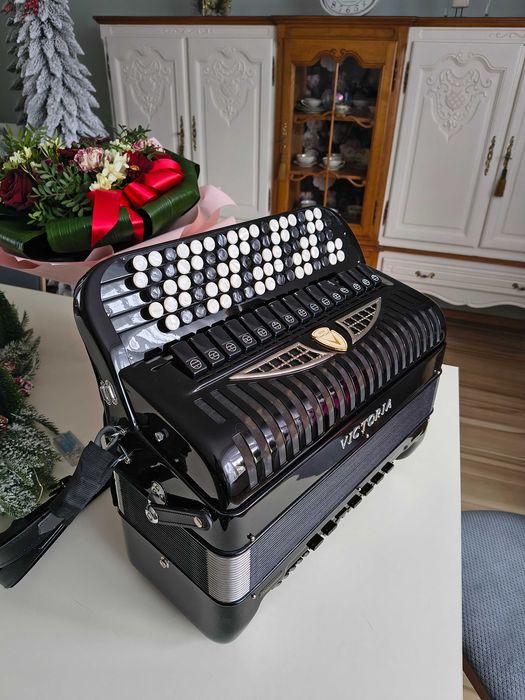 Akordeon Victoria Professional Ac 420 V