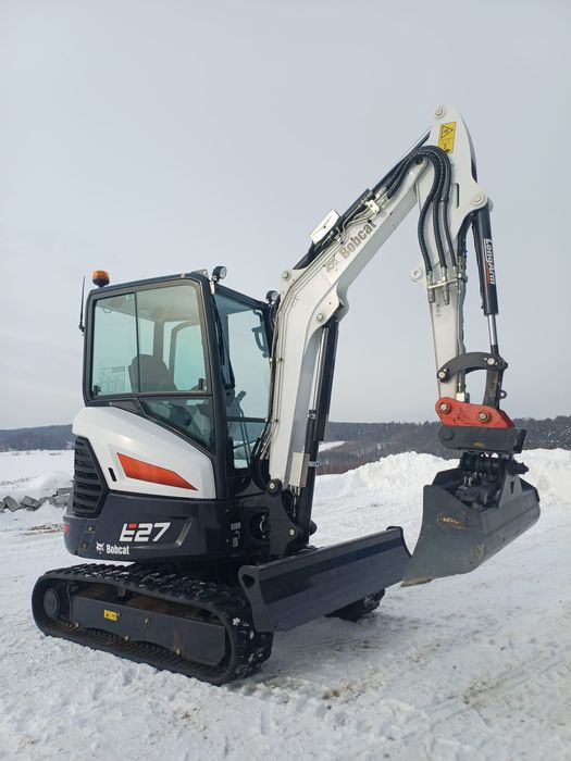Bobcat E27 JAK NOWA!