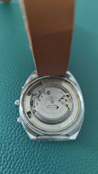 Relógio antigo ORIENT calendário perpétuo 42 mm