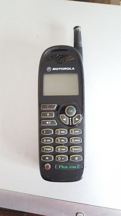 Продам сотовий телефон МОТОЛА М3788