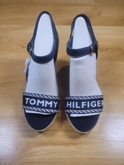 Sandały na koturnie Tommy Hilfiger Seasonal