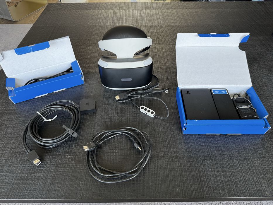 Conjunto Completo PlayStation VR (PS4) + Câmera V2 + 2 Comandos Move + Jogos