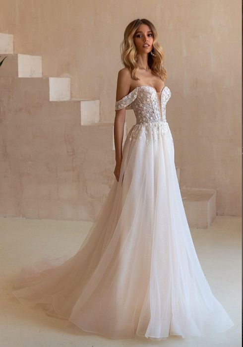 Suknia ślubna 34 XS Ria Tener kremowa