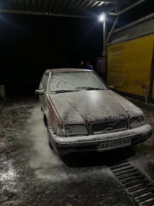 продам Вольво 440