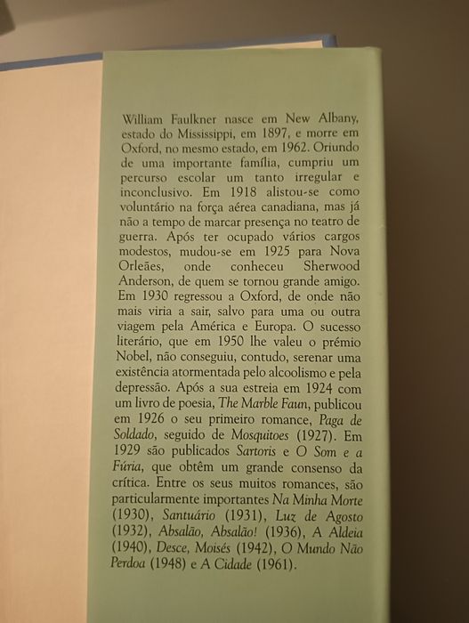 O Som e a Fúria, de William Faulkner;  Novo!*