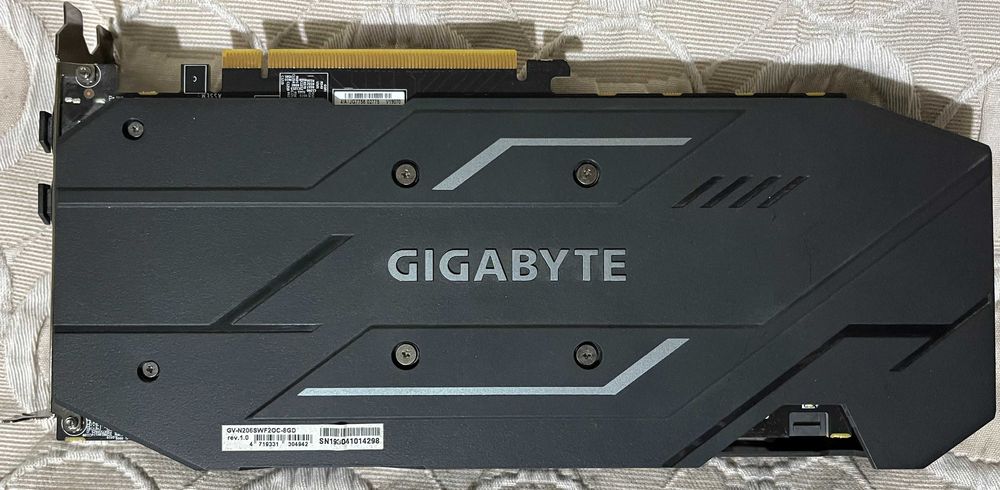 Placa Gráfica 2060 SUPER WINDFORCE OC 8Gb (Gigabyte)