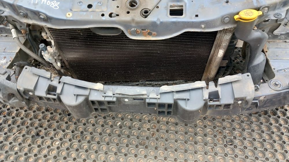 Opel Astra H 1.4B Pas Przedni Komplet Z168