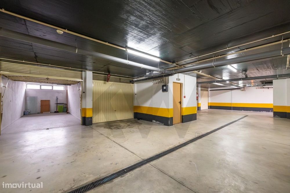 T2 Quinta da Borleteira: Luminosidade, Áreas Generosas e Garagem Box