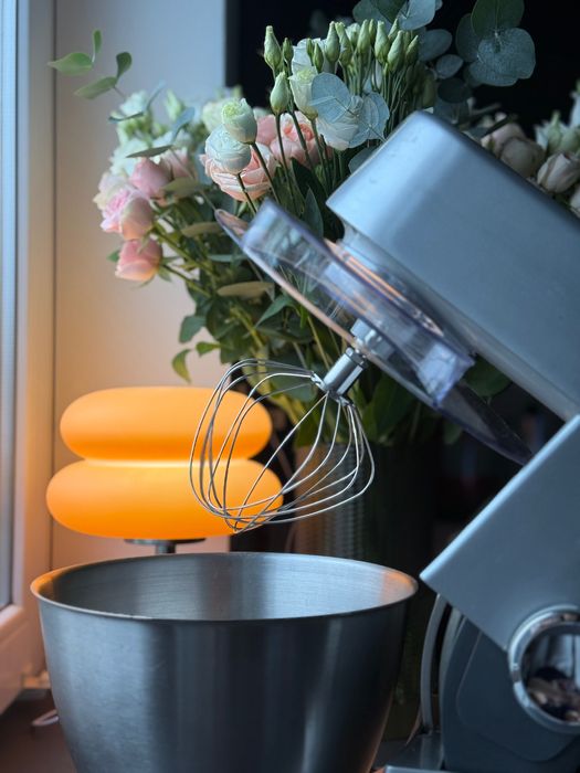 Rezerwacja/ Mikser stojący / robot planetarny Kenwood plus gadżety
