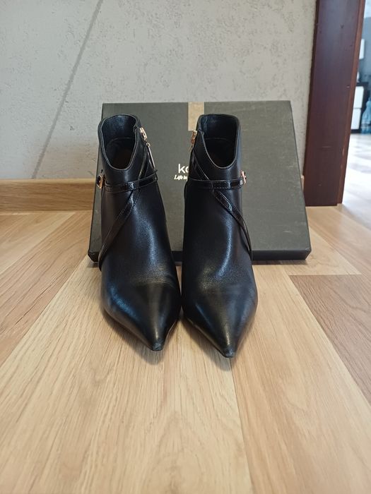 Buty na obcasie kazar