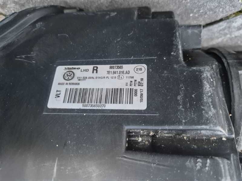 Lampy przód Volkswagen Transporter  T6 lewa i prawa
