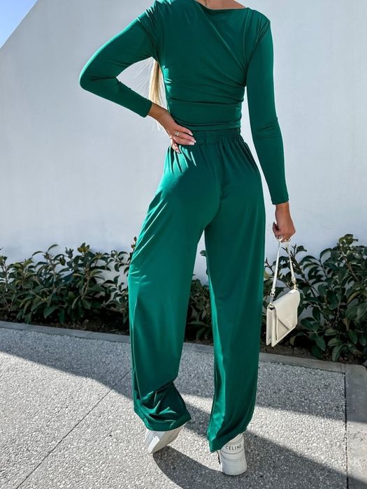 Костюм топ з довгим рукавом та штані