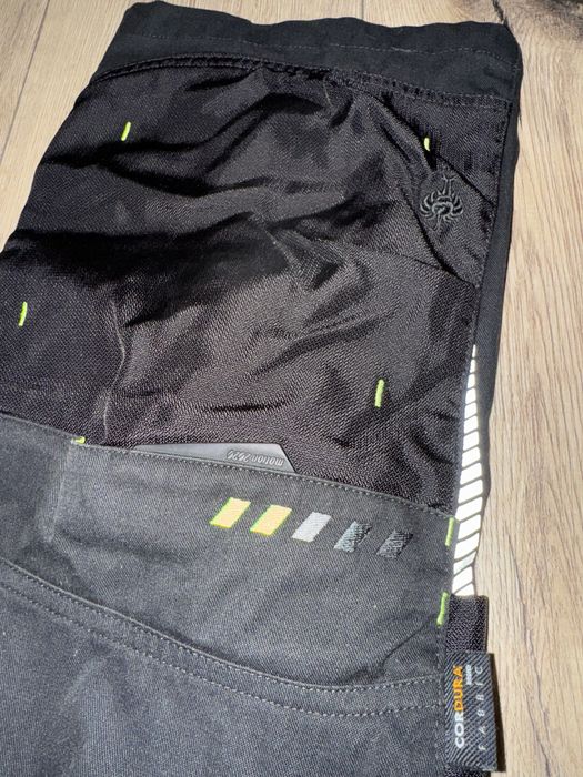 Rybaczki Strauss  (spodnie 3/4) nowe