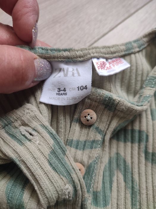 Плаття дитяче ZARA на 3-4 роки