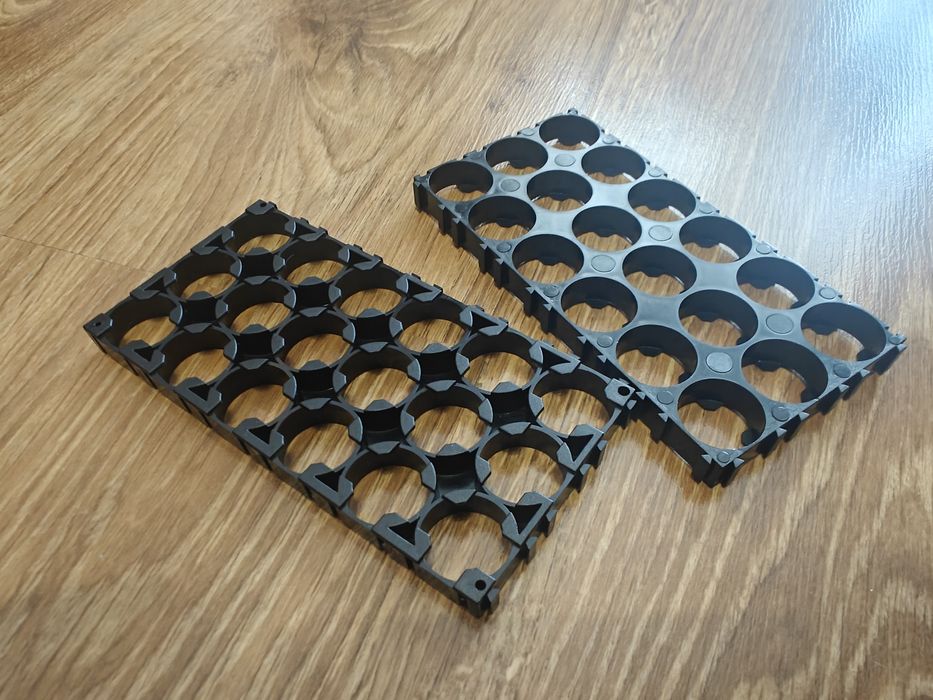 Нові холдери 18650 3*6 для кріплення збірок АКБ 18 елементів  ячейки