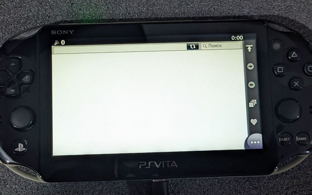 Читайте опис PS Vita 2000 16gb дефект