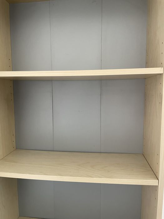 Estante em otimo estado