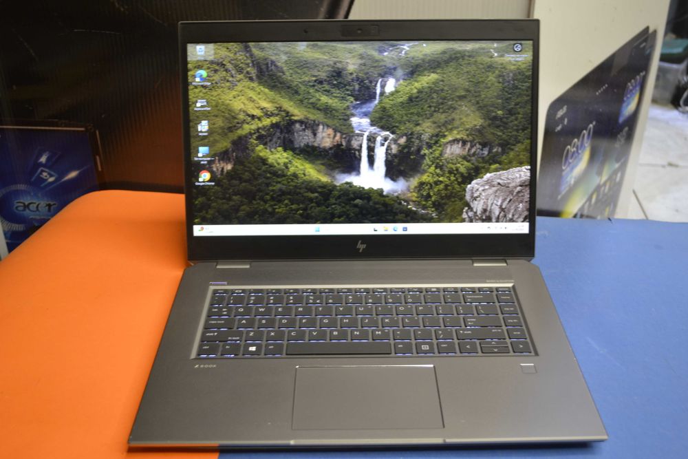 Laptop HP ZBook G5, i7-8750H, 8gb, 256SSD, Nvidia Quadro P600