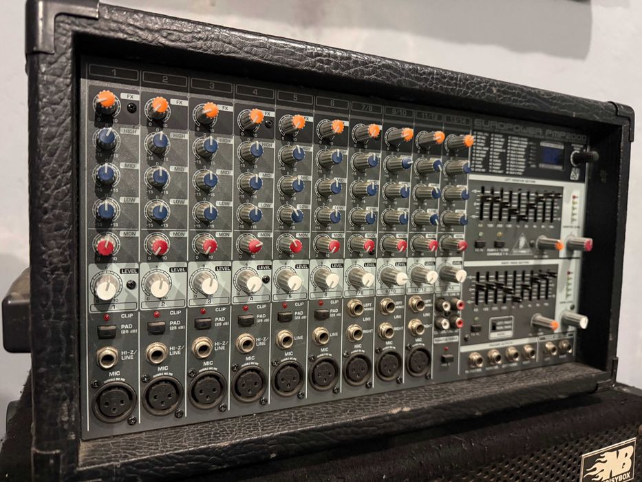 Powermixer Behringer Europower PMP2000