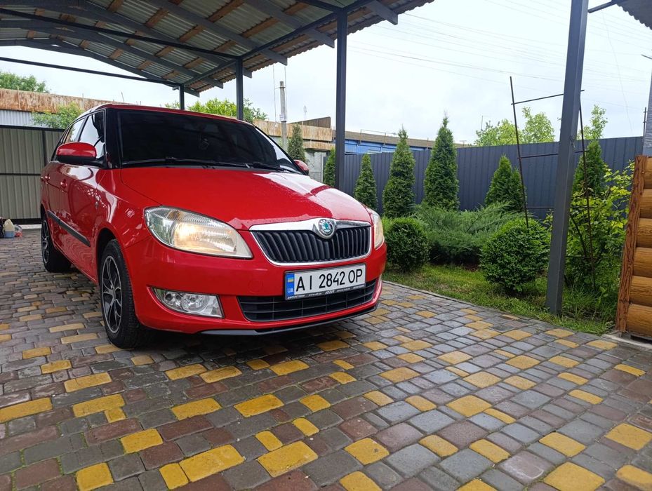 Продам Skoda Fabia 2011