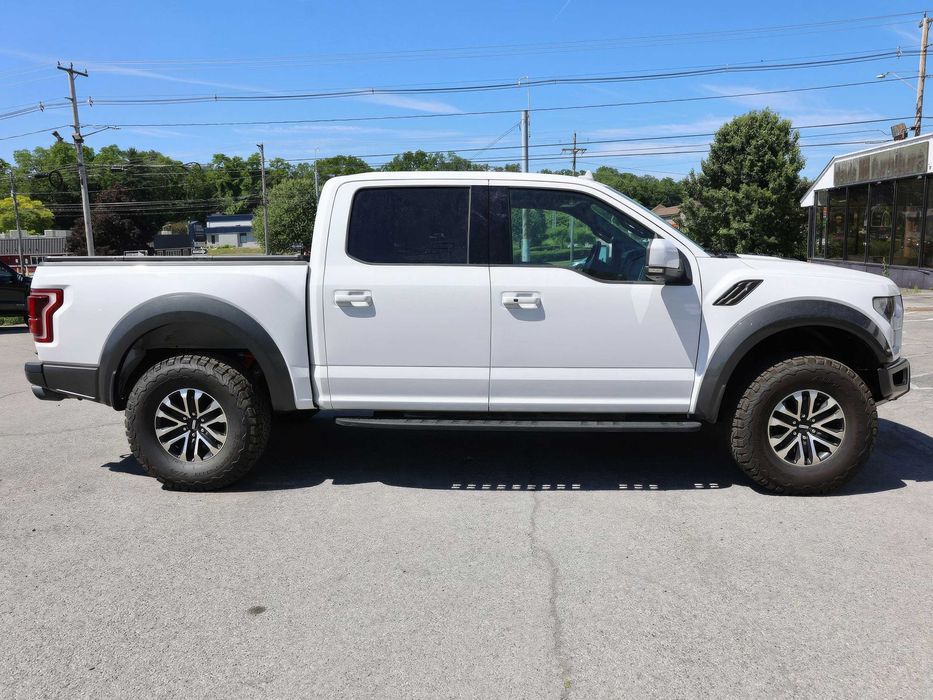 Ford F-150 Raptor      2020