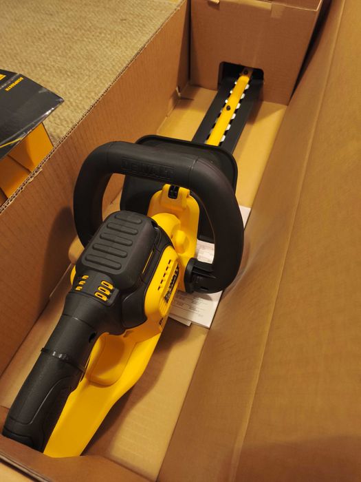 DEWALT Aparador de sebes DEWALT XR 18V (Sem Carregador Nem Bateria) ORIGINAL/NOVO