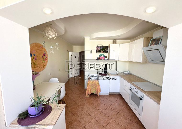 Продаж 3к квартири Княжий Затон 3