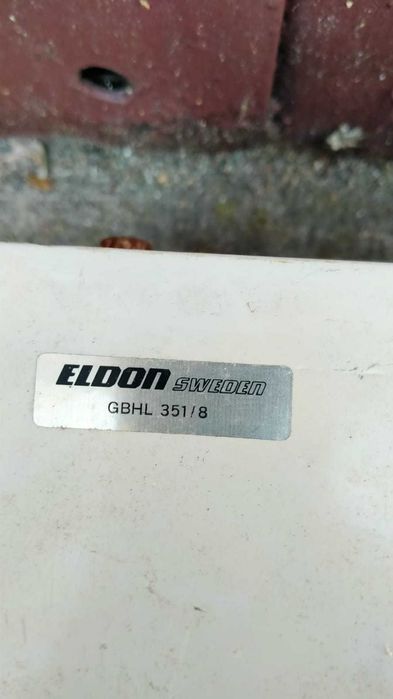 Skrzynka elektryczna natynkowa zewnętrzna