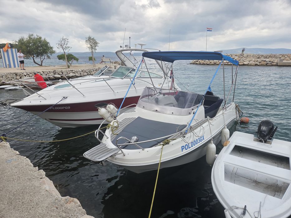An Marine 565 sundeck