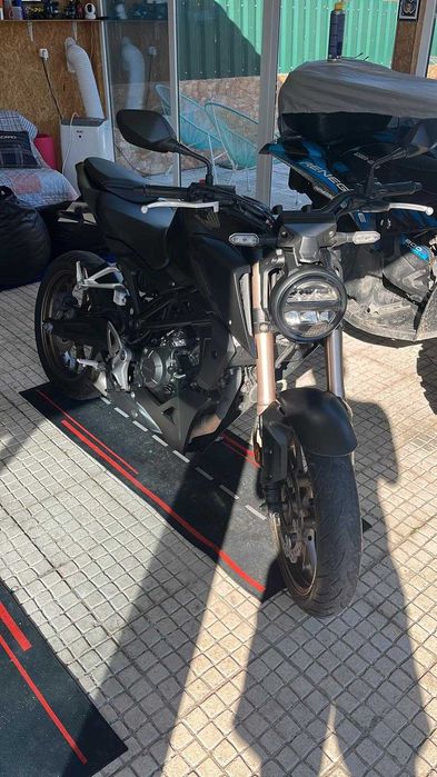 Honda CB 125R 2021