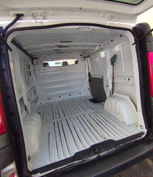 Opel Vivaro 2010 impecável