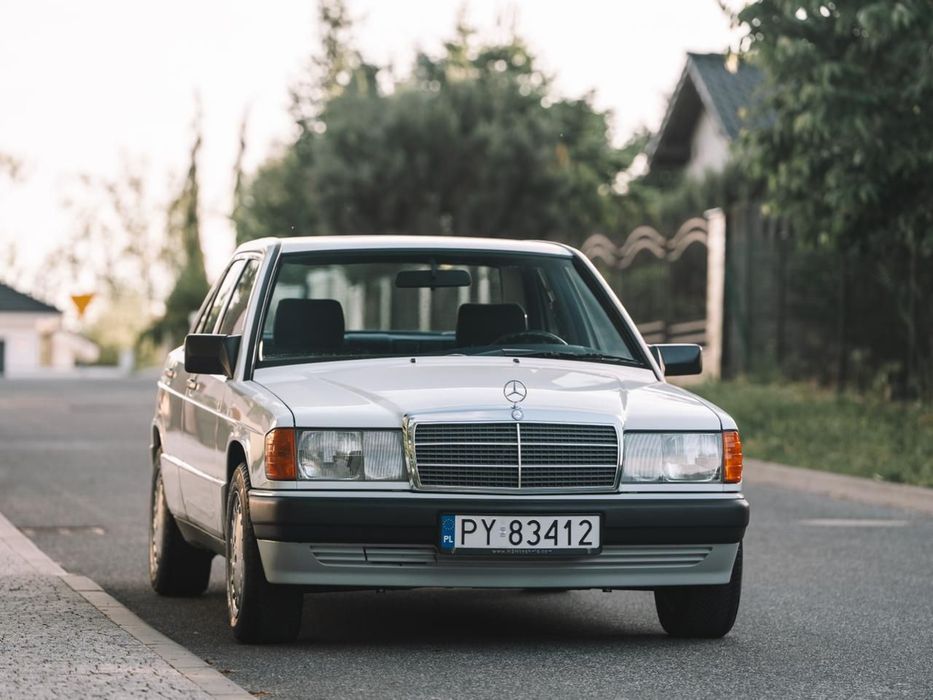 Mercedes-Benz W201 (190) Stan jak nowy-Igla, oryginalny przebieg , bezwypadkowy, automat