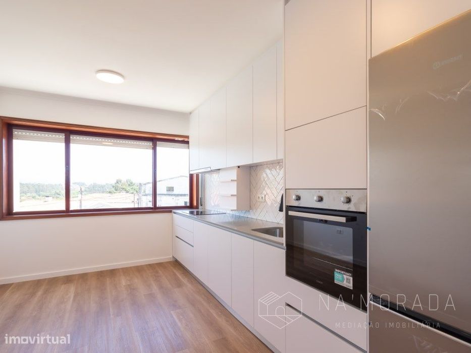 Apartamento T4 renovado para venda em Escapães, Santa Maria da Feira