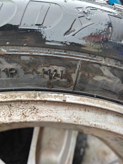 Шины 215/60/17 Good Year UltraGrip Performance