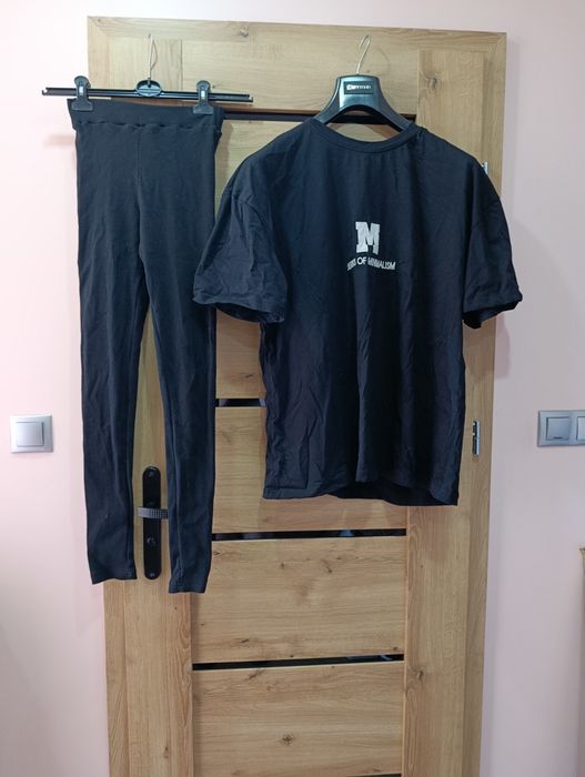 Komplet t-shirt oversize plus legginsy prążek rozmiar uniwersalny
