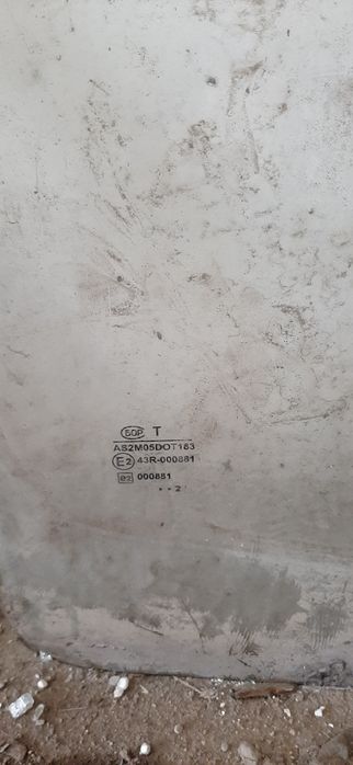 Продам стекла дверей на Газель, Соболь