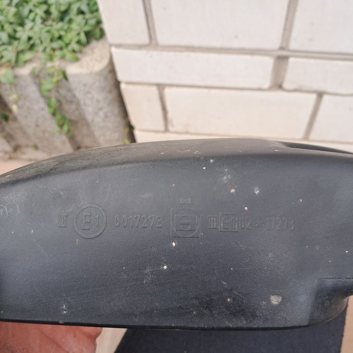 Дзеркало праве  ФОЛЬКСВАГЕН PASSAT B4.
