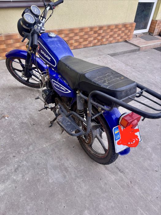 Продаєця spark 110