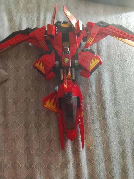 Vendo nave em Lego  tá em perfeitamente bom estado
