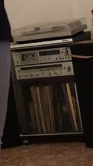 Móvel pioneer em bom estado