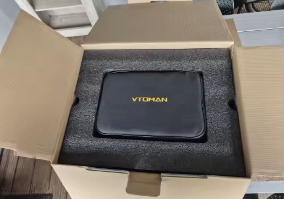 Продам Продам зарядну станцію VTOMAN Jump 2200