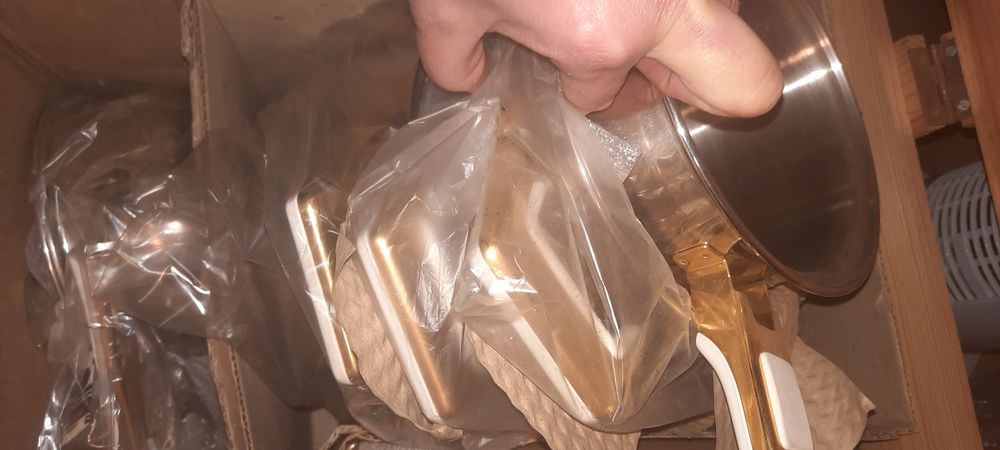 Trem cozinha SUPREMA em baú lacrado