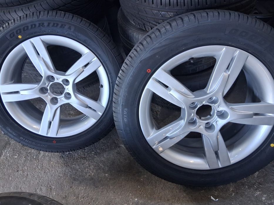 Jantes 16 com pneus  5x100