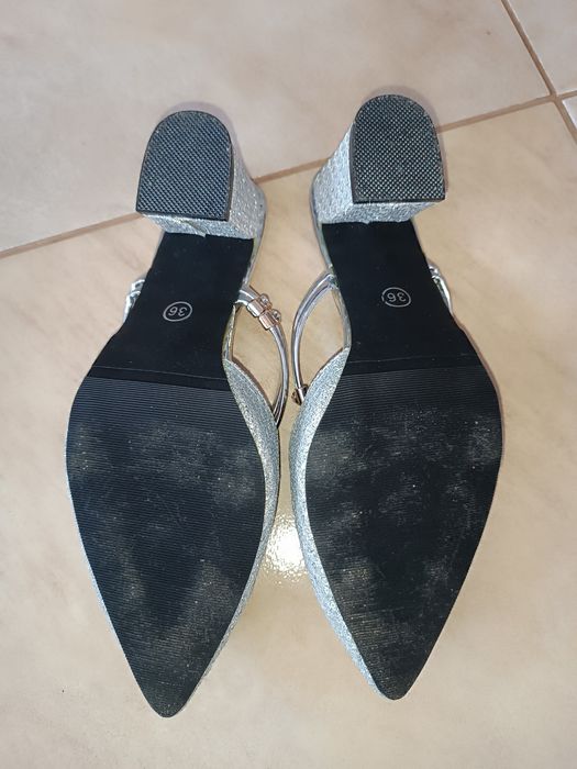 Eleganckie buty damskie na obcasie