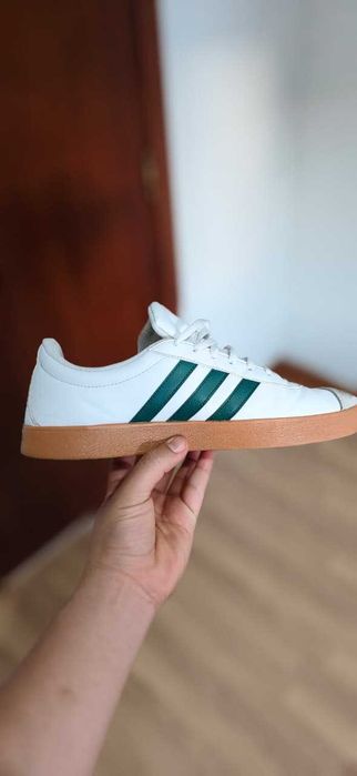 Sapatilhas Adidas | VL Court Base Shoes