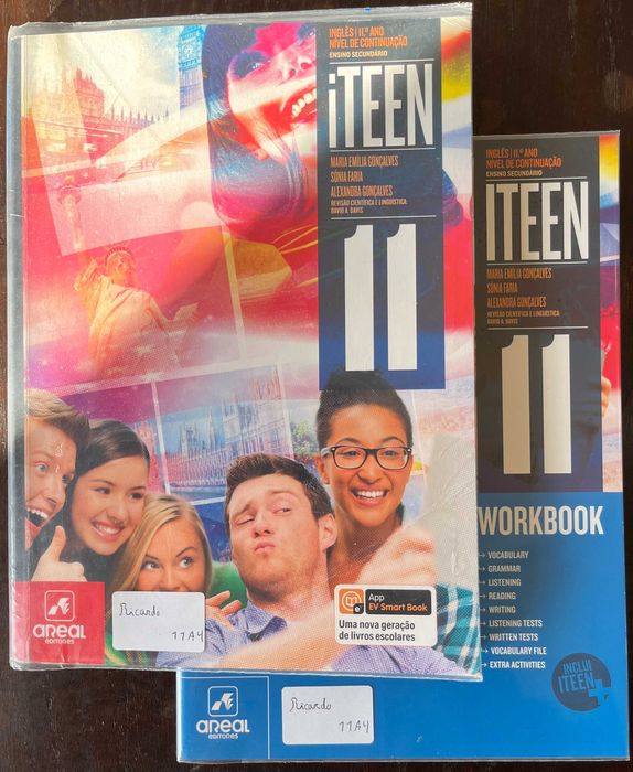 Livros de Inglês 11 Ano - iTeen 11