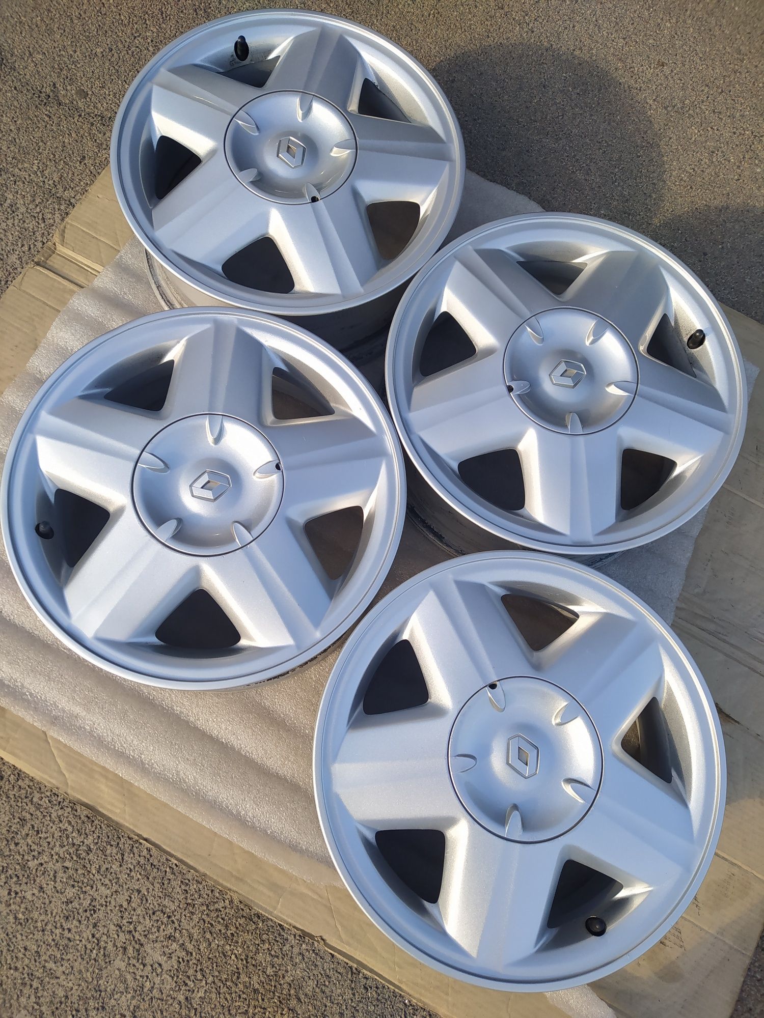 Диски Renault Logan Sandero Modus Clio Megane Scenic Dacia 15(4*100): 2 ...