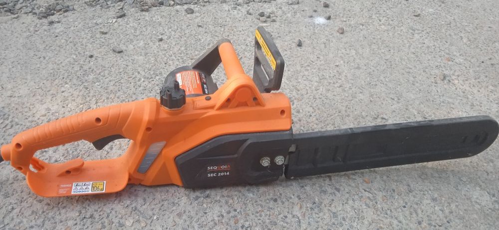 Продам цепную єлектропила.